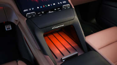 Porsche Cayenne Electric - interior detail