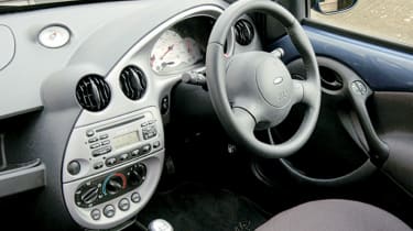 Ford Ka 1.3 dashboard