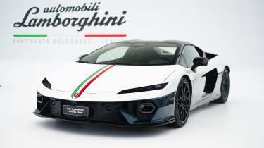 New Lamborghini Temerario Tricolore - front 3/4 display