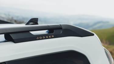 Dacia Jogger Hybrid 155 - roof bars