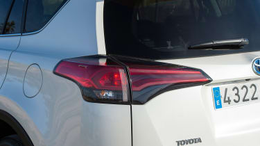 Toyota RAV4 Hybrid - rear detail