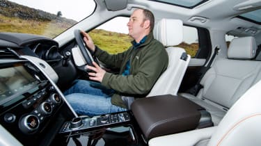 Land Rover Discovery prototype - James Disdale side