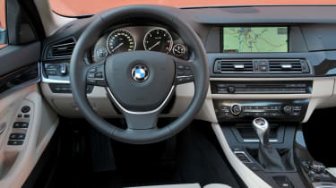 BMW 520d Efficient Dynamics dash
