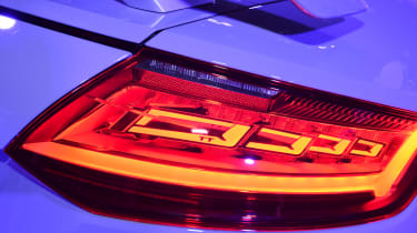 Audi TT RS 2016 - rear light
