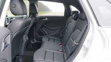 Mercedes B200 CDI Sport rear seats