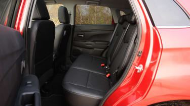 Mitsubishi ASX 4 2014 rear seats