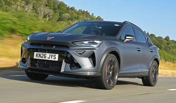 Cupra Formentor VZ5 2026 UK - front