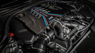 BMW M5 Competition - engine