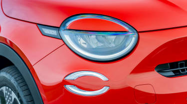 Fiat 600 - headlight