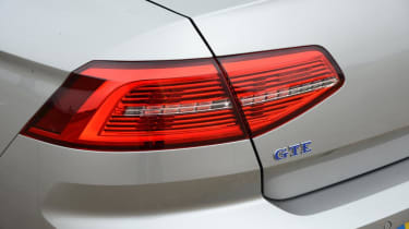 Volkswagen Passat GTE - rear light