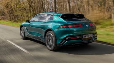 Denza Z9GT EV - rear tracking