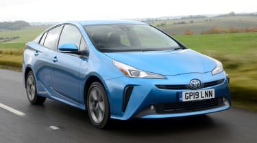 Toyota Prius - front 