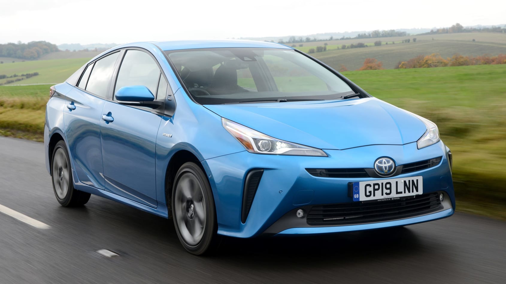 Hybrid vs plug-in hybrid vs electric cars: What's best? - Automotive Daily