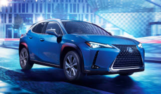 Lexus UX 300e - front