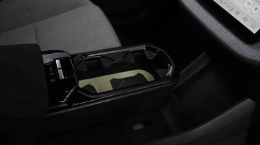 Volvo EX30 - cup holders