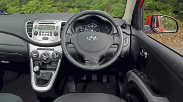 Hyundai i10 interior