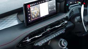 New Alfa Romeo Tonale - centre console