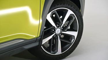 Hyundai Kona studio - wheel