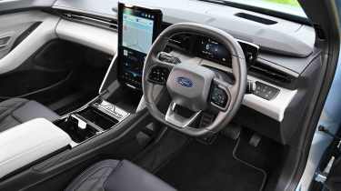 Ford Explorer - dashboard