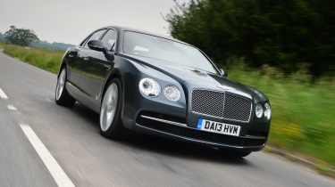 Bentley Flying Spur - front tracking