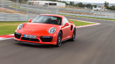 Porsche 911 Turbo S 2016 - front tracking