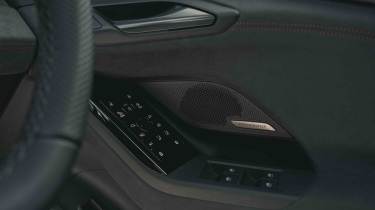 Audi A6 e-tron - Bang &amp; Olufsen speaker grille