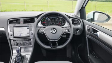 Used Volkswagen e-Golf - dash