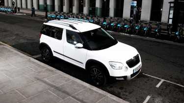 What are parking lights? Skoda Yeti parked