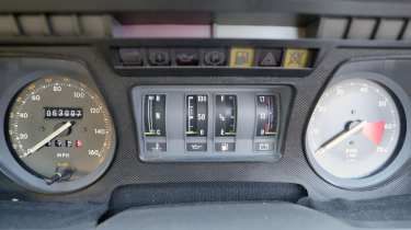 Jaguar XJS - dials