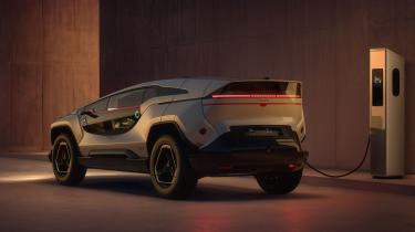 Ceer Exobot - rear charging