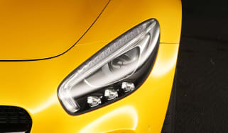 Audi Q3 - front tracking
