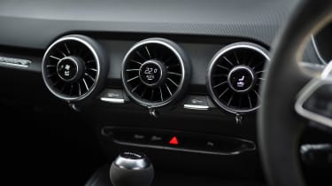 Audi TT RS Iconic Edition - vents
