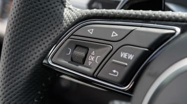 Audi RS5 - steering wheel detail