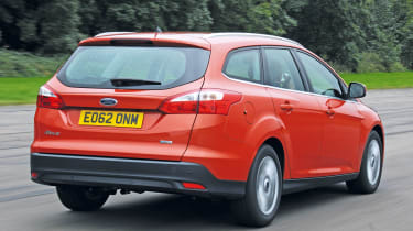 Ford Focus Estate rear tracking