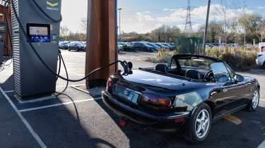 Electrogenic Mazda MX-5 - rear 3/4 charging