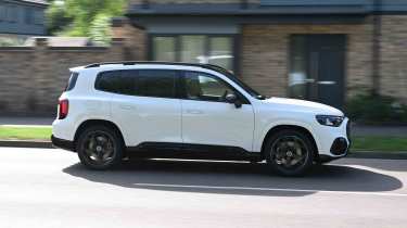 Mercedes GLB electric - side