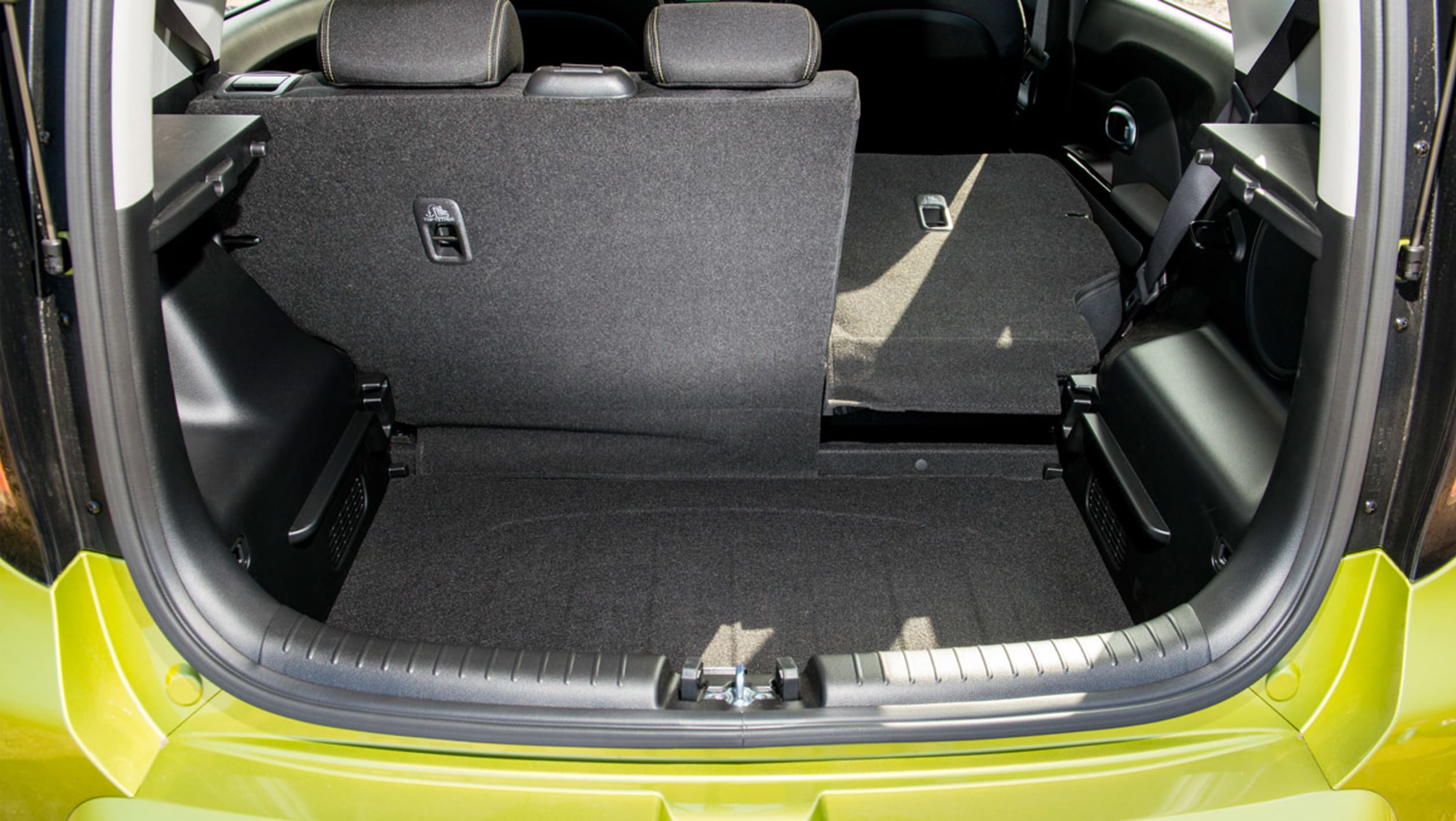 Kia Soul 1.6 CRDi pictures Auto Express