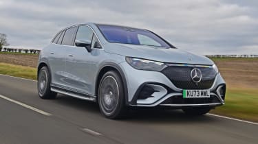 Mercedes EQE SUV - front tracking