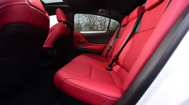 Used Lexus ES - rear seats