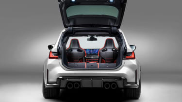 BMW M3 Touring - boot seats down