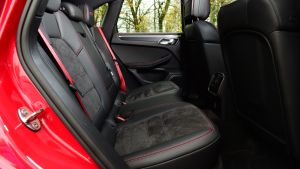 Porsche%20Macan%20GTS%20UK%20review-7.jpg