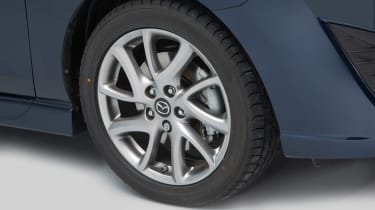 Used Mazda 5 - wheel detail