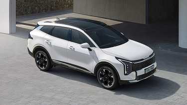 2024 Kia Sportage (white) - side