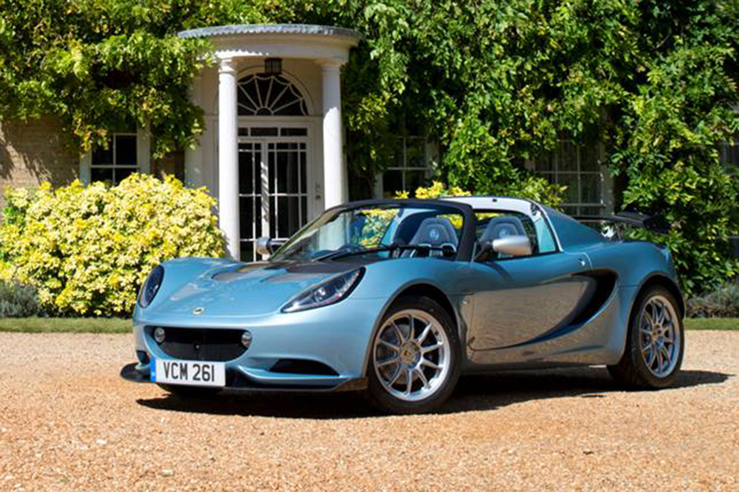 lotus-elise-250-special-edition-is-even-lighter-and-faster-auto-express