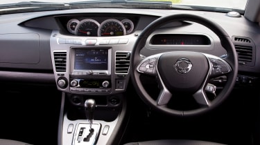 Used SsangYong Turismo - dash