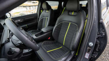 Kia EV4 GT - front seats