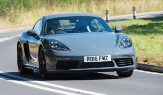 Porsche 718 Cayman - front cornering