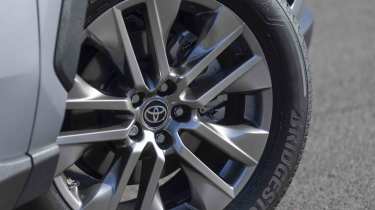 Toyota RAV4 - alloy wheel