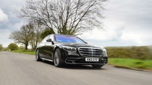 Mercedes S-Class - front tracking