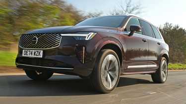 Volvo XC90 - front tracking
